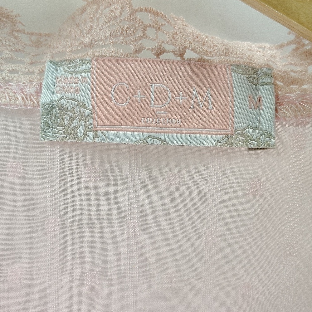 C+D+M Blouse Pink Size Medium Swiss Dot w Lace Sheer Back Short Sleeve V Neck - Picture 2 of 4